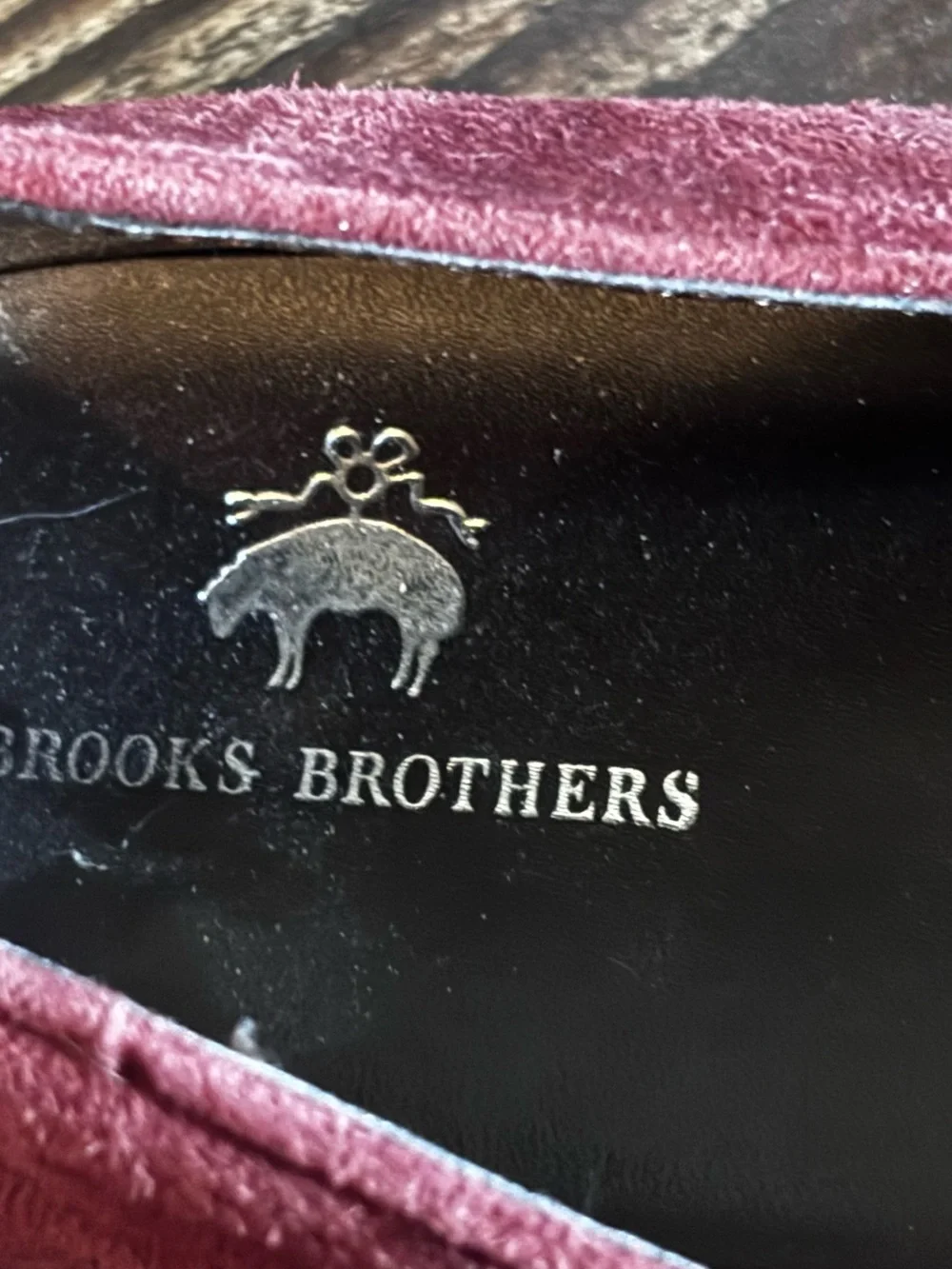 Brooks Brothers Women's Burgundy Velvet Slip-Ons Size 9.5